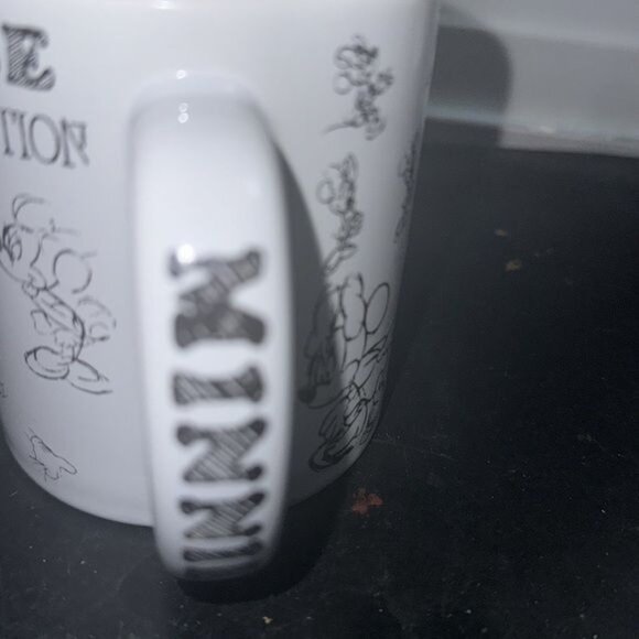 Minnie Mouse Character Construction Mug White & Black 4" Tall Disney Ceramic Tha - Picture 3 of 10